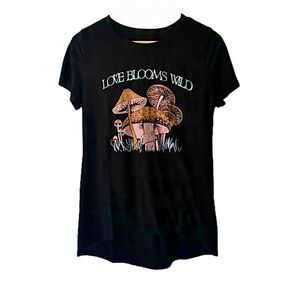 Cold Crush “Love Grows Wild” Graphic T-Shirt
